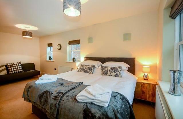Property name image