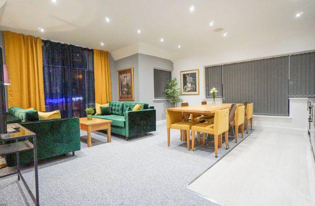 Hen House in Reading