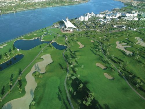 Dubai Creek Golf Club