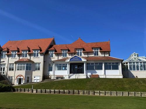 North Shore Hotel & Golf Club