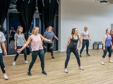 Thriller Dancing image