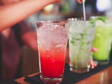 Mobile Cocktail Making image