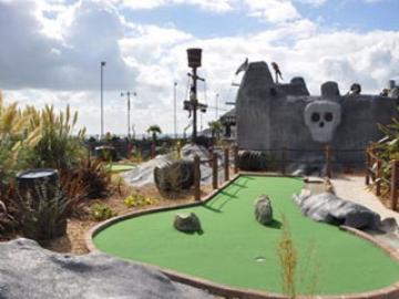 Crazy Golf image