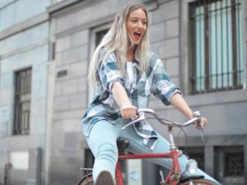 Bike Tour image