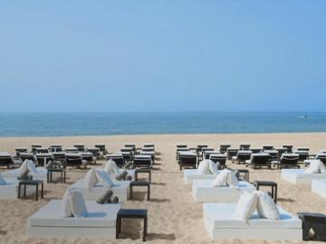 Puro Beach Club image