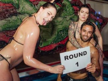 Oil Wrestling image