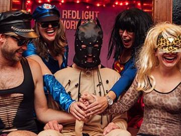 Red Light Photoshoot and XXX Cupcake Workshop image