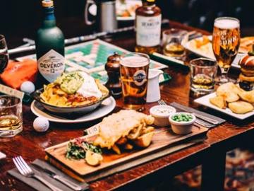Golf, Grub & Drinks - Par Package image