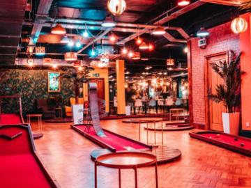 Crazy Golf image