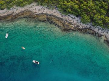 Half Day Speedboat Trip Around Split and Blue Lagoon image