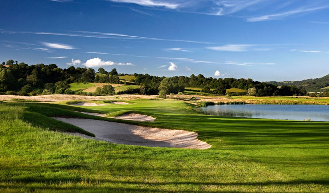 Golf holidays Newport