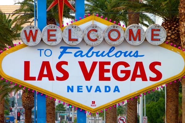 Amazing Pictures: Inside Rté Star Laura Fox's Wild Las Vegas Hen Party Filled With Craic And Chaos Abstract for Mobile Amazing Pictures: Inside Rté Star Laura Fox's Wild Las Vegas Hen Party Filled With Craic And Chaos Abstract for Mobile