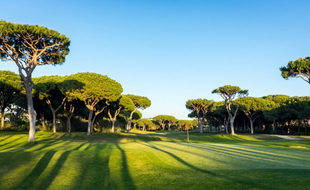 Dom Pedro Vilamoura (4 Nights, B&B + 3 Rounds)