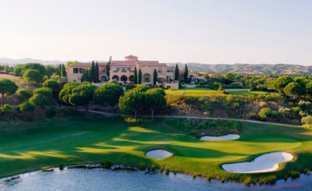 Monte Rei Golf Resort Villas (5 Nights, B&B + 3 Rounds)