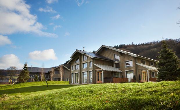 Hunter Lodges (2 Night, Self Catering + 3 Rounds)