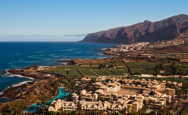 Gran Meliá Palacio de Isora (5 Nights + 5 Rounds)