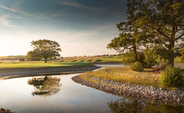 The Oxfordshire Golf Hotel (2 Nights + 3 Rounds)