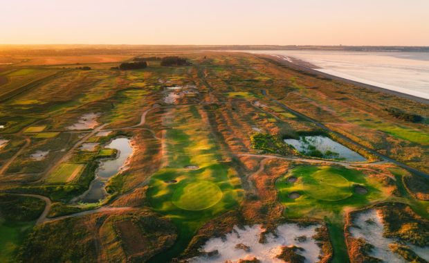 Prince's Golf Club (1 Night + 2 Rounds)