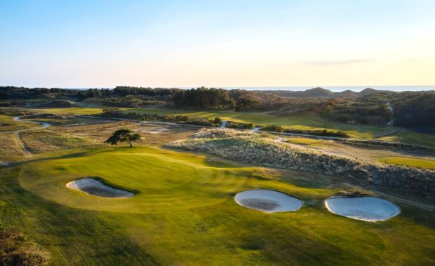 Le Manoir Hotel (3 Nights + 3 Rounds + LeShuttle)