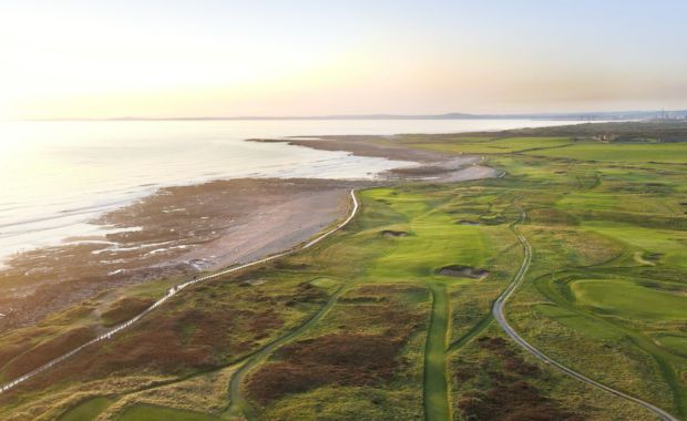 Mercure Swansea Hotel (2 Night + 3 Rounds)