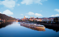 river cruise image