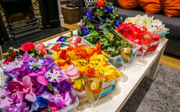 mobile flower crown workshop image