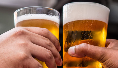 burger and a beer image