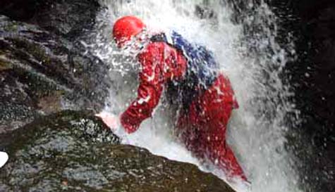 gorge walking image