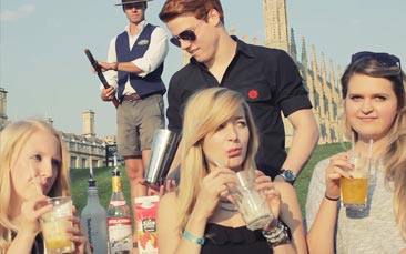cocktail punting image