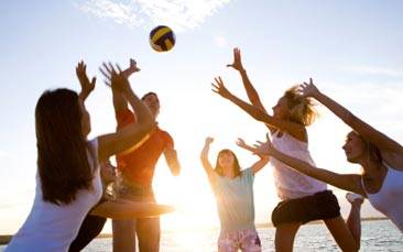 beach games image