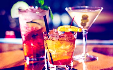 cocktail crawl image