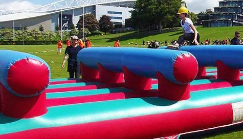 it's a knockout image