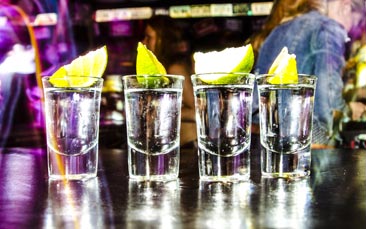 split pub crawl image