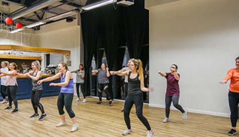 hip hop dancing image