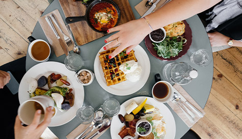 rooftop brunch image