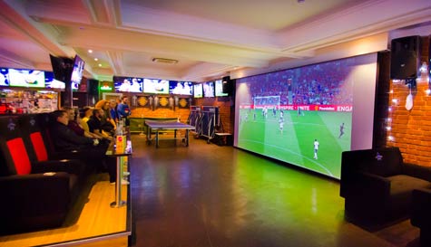 sports bar image