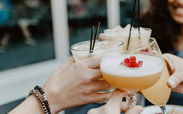 bottomless brunch image