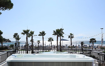 rooftop jacuzzi package image