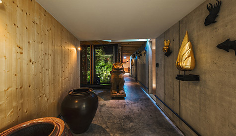 waterpark and saunas image