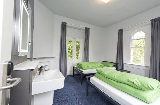 Bath accommodation