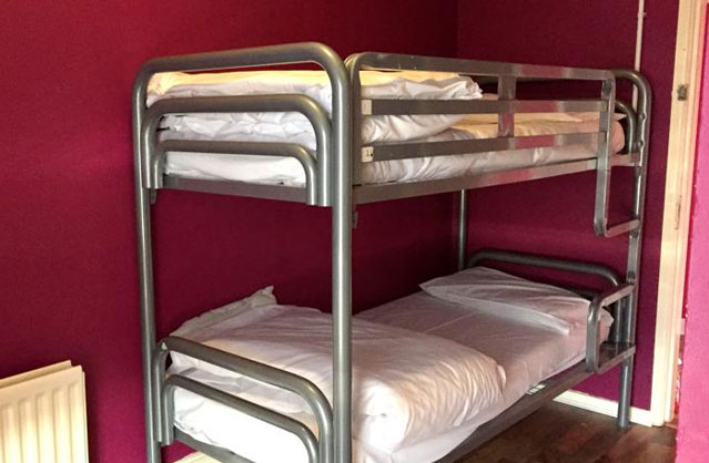 Belfast Hostel Hen Accommodation In Belfast