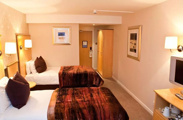 cambridge bar hill hotel | signature collection by best western image