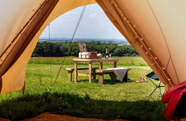 nottingham glamping (top field) image