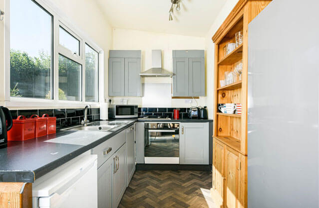 Bath accommodation