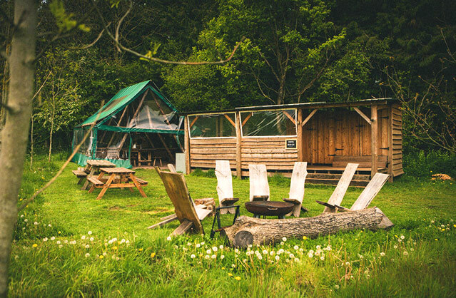 Bath accommodation