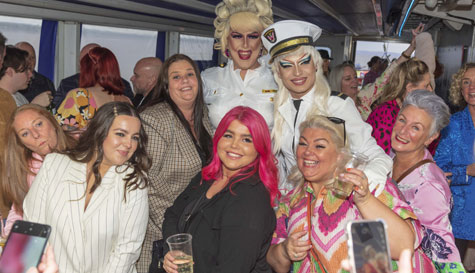 drag queen bar crawl image