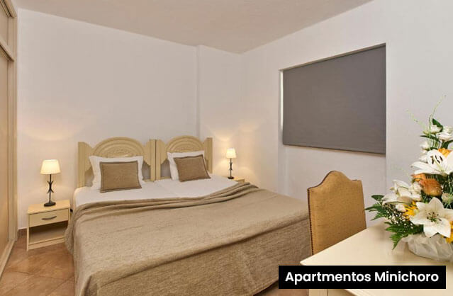 budget hotel or apartments image