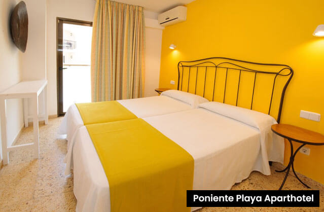 central hotel or apartments image
