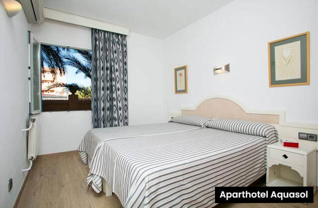 central hotel or apartments image