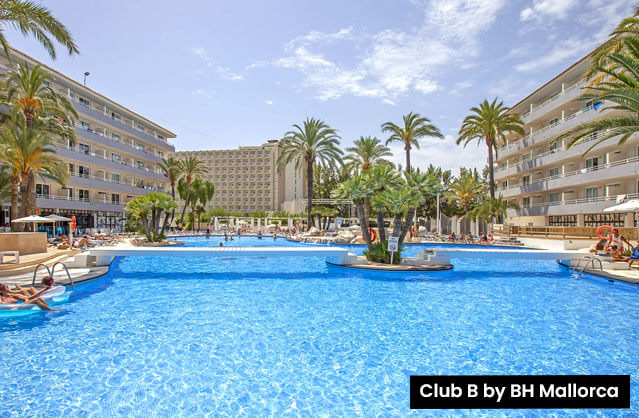 central hotel or apartments image